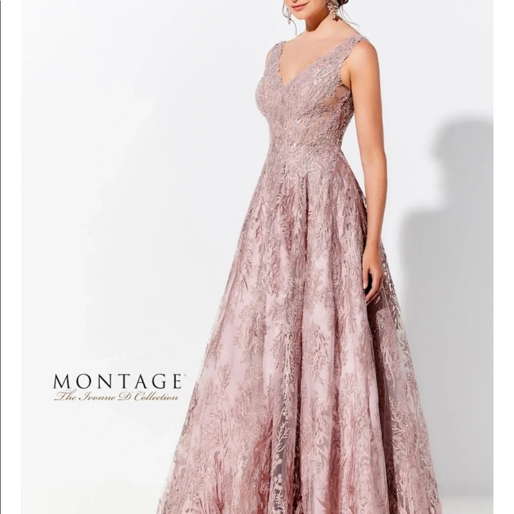 Ivonne D lace ball gown - Picture 3 of 7